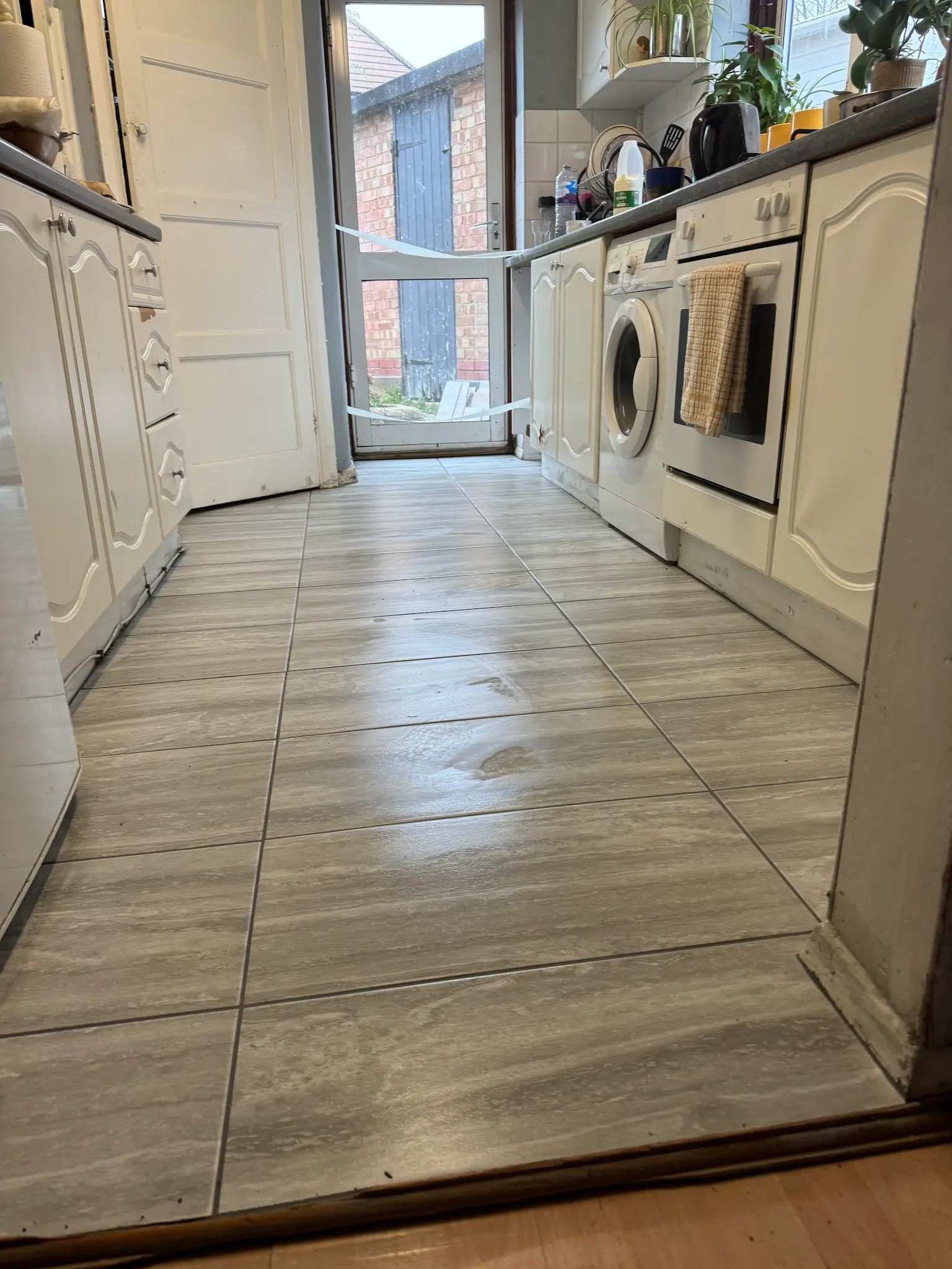 Tiles fitted on the kitchen floor